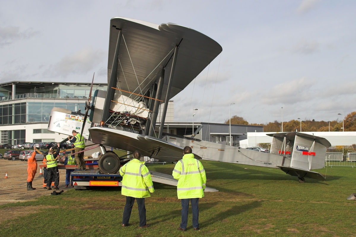 Dismantling the Brooklands Vimy